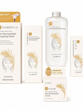 Glam Fox Rice Niacinamide Toner in White & Gold Accents